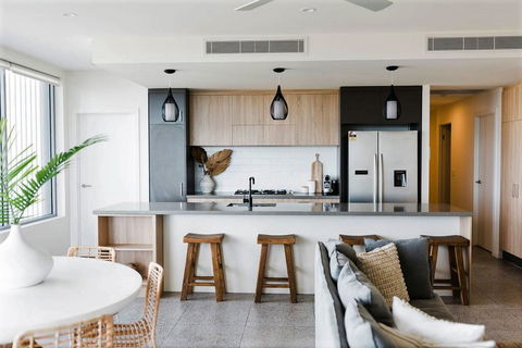 Dune Beach Front Apartment 15 - Foster Accommodation 1