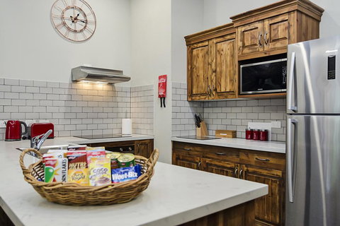 Eagle Foundry Bed & Breakfast - Foster Accommodation 2