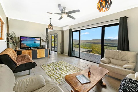 Eagles Loft - Foster Accommodation 0