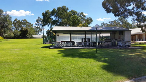 Early Settlers Motel Tocumwal - Foster Accommodation 2