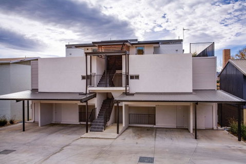 Edge 6/16 Clyde Street - Foster Accommodation 2