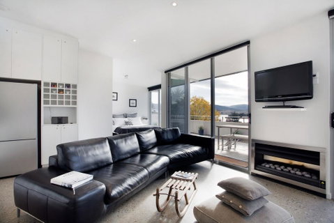Edge 7/16 Clyde Street - Foster Accommodation 1