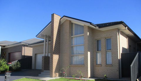 Edmondson Villas Sydney - Foster Accommodation 0