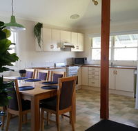Edward Lane Apt3 - Foster Accommodation