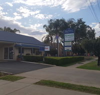 Edward Parry Motel and Apartments - Foster Accommodation