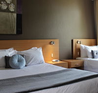 El Toro Motor Inn - Foster Accommodation