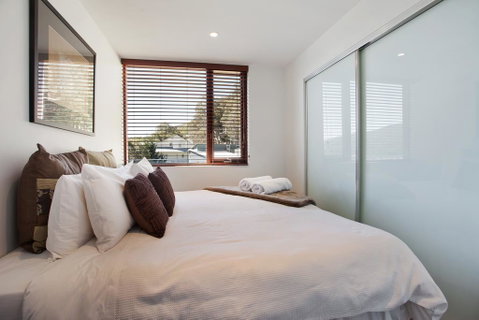 Elevation Apartments - Foster Accommodation 1