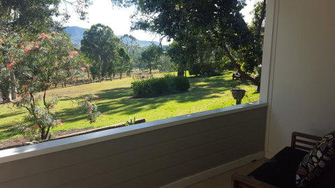 Elfin Hill Vineyard Accommodation - Foster Accommodation 3