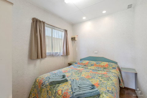 Elliston Waterloo Bay Tourist Park - Foster Accommodation 3