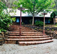 Emerald Star Cottages - Foster Accommodation