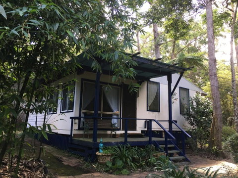 English Gardens - Forest Spa Suite - Foster Accommodation 1