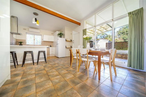 Evergreen On Franklin-Family Friendly - Wifi - Unique - Foster Accommodation 1