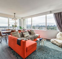 Exquisite 2 bed apartment with beach  city views - Foster Accommodation
