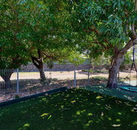 Fabulously Presented Family Retreat on Bribie Island - Foster Accommodation