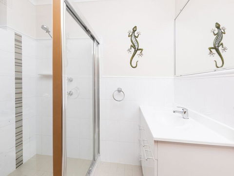 Fairholme 12 - Foster Accommodation 1