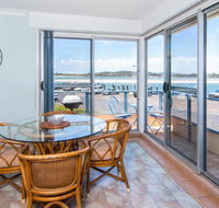 Fairholme 8 Perfect Lakefront Position - Foster Accommodation