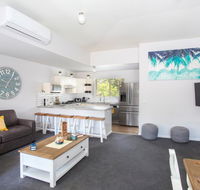 Fairway Haven Getaway - Foster Accommodation