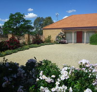 Fairways Bed  Breakfast at Jerilderie - Foster Accommodation