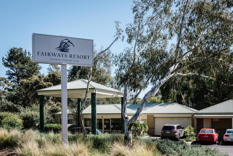 Fairways Resort - Foster Accommodation 1