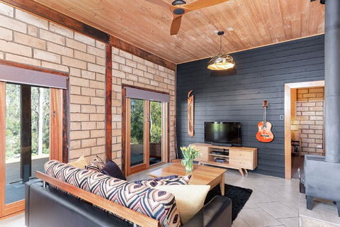Falls River Luxury Accommodation - Foster Accommodation 0