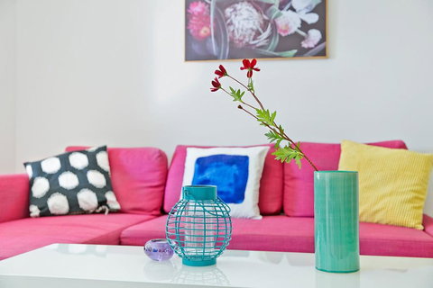 Fancy 1BED APT In Haymarket Walk To Central Station NHA178-17 - Foster Accommodation 2