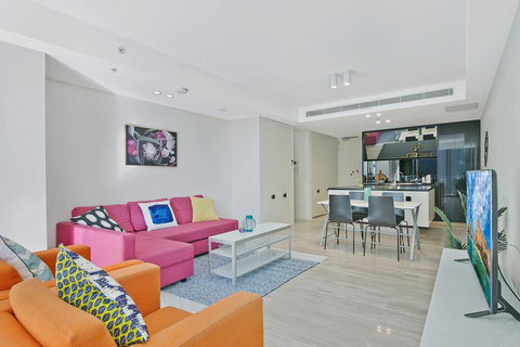 Fancy 1BED APT In Haymarket Walk To Central Station NHA178-17 - Foster Accommodation 1