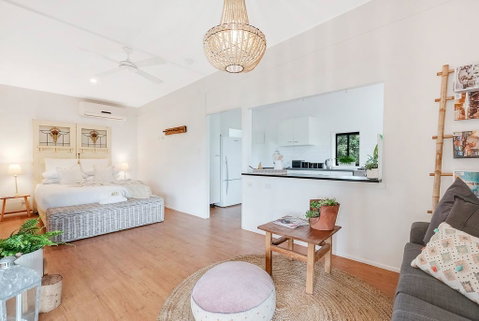 Farm & Co-sy - Foster Accommodation 0