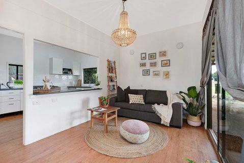 Farm & Co-sy - Foster Accommodation 1