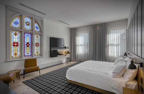 Farmers Home Hotel - Foster Accommodation 3
