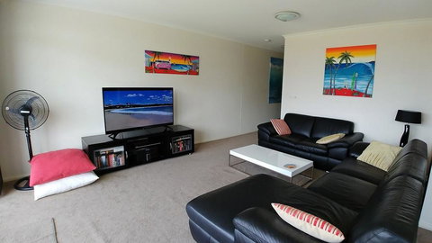 Fathoms Apartment 18/1a Mitchell Pde - All Linen Provided - Foster Accommodation 3