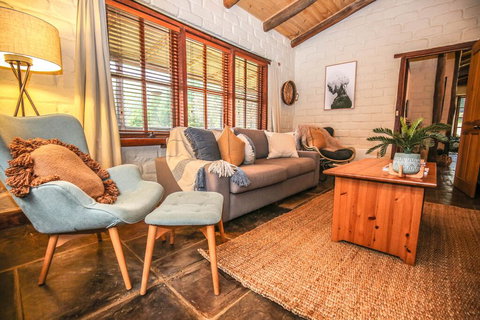 Feathertop Retreat - Foster Accommodation 0