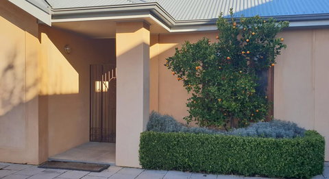 Fechner Place Barossa, 1 Bed, 1 Bath & Wine - Foster Accommodation 2