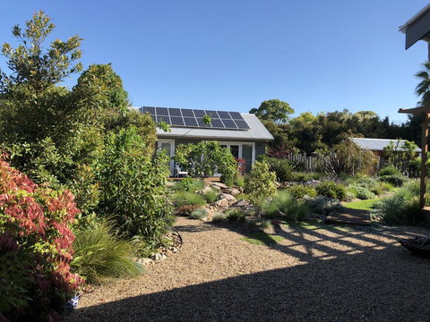 Fig Tree Cottage - Foster Accommodation 1