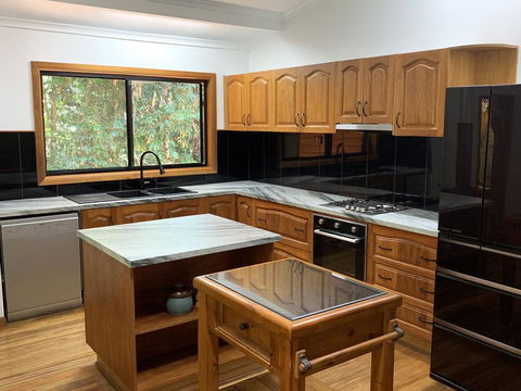 Figtree Getaway - Foster Accommodation 3