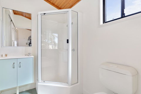 Fisherman's Beach Holiday Park - Foster Accommodation 3