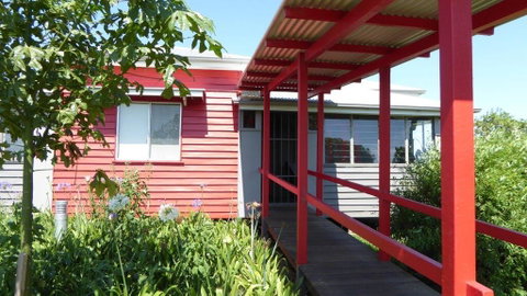 Flame Hill Vineyard - Foster Accommodation 3