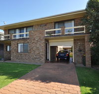 Flat 1/15 Dalmeny Drive - Foster Accommodation