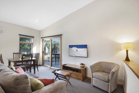 Four Mile Hut - Foster Accommodation 1