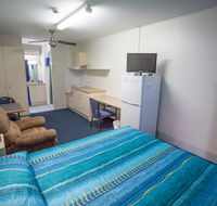 Fourth Ave Motor Inn - Foster Accommodation