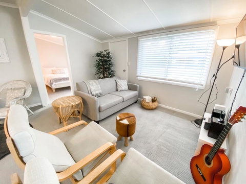Frangipani Cottage - Foster Accommodation 0
