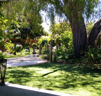 Friends Holiday House - Foster Accommodation