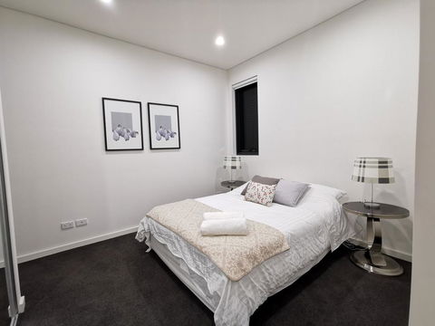 G02 Courtyard Apartment - Foster Accommodation 1
