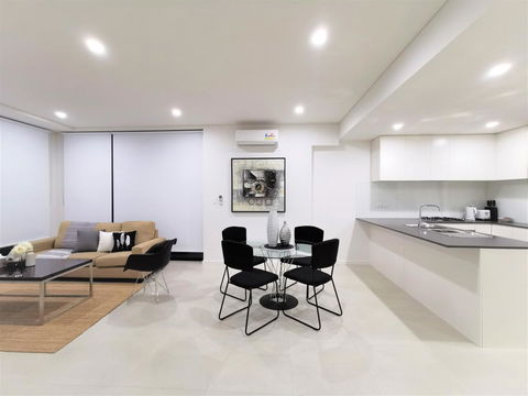 G02 Courtyard Apartment - Foster Accommodation 2