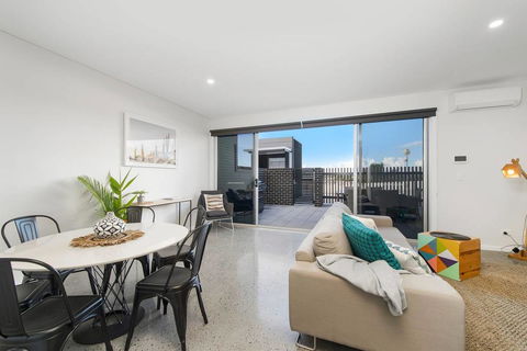 G149 - Apt 2 - Foster Accommodation 2