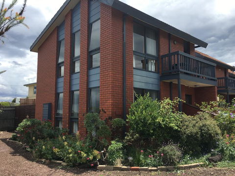 Garland Grove - Foster Accommodation 1