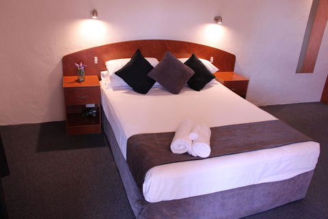 Gateway Motor Inn - Foster Accommodation 0