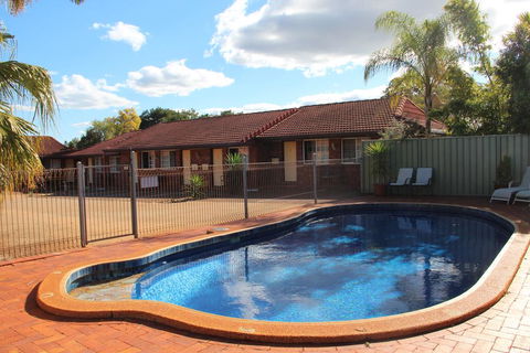 Gateway Motor Inn - Foster Accommodation 1