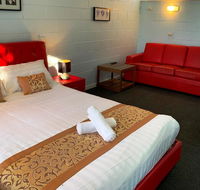 Gazebo Motor Inn - Foster Accommodation