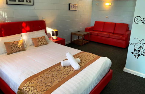 Gazebo Motor Inn - Foster Accommodation 0