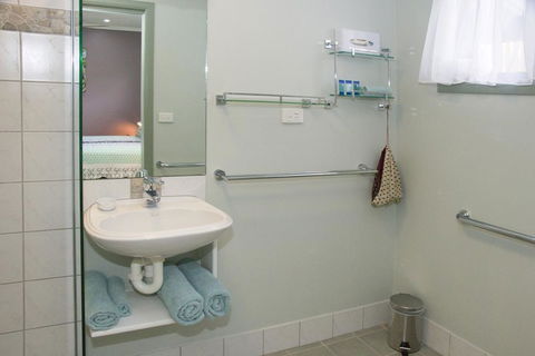 Gecko Guest House - Foster Accommodation 1